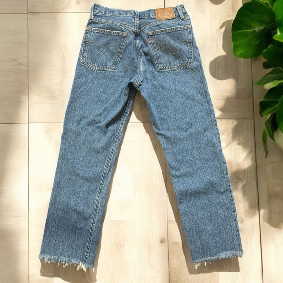 Levi's 501 Distressed Jeans, Medium Wash, Button Fly, W26 - Picture 2 of 9